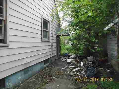 19670 Lumpkin (6)_m.jpg